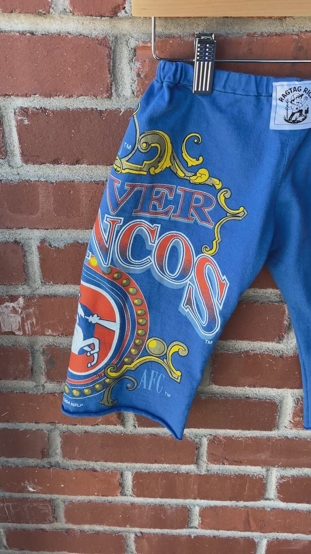 Let’s go Broncos - 2T